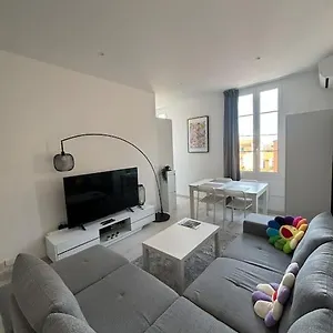 Monaco Cosy 3 Pieces Appartement